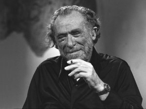Charles Bukowski - Poesía - Reseña Tormenta para los vivos y los muertos - arantxarufo.com